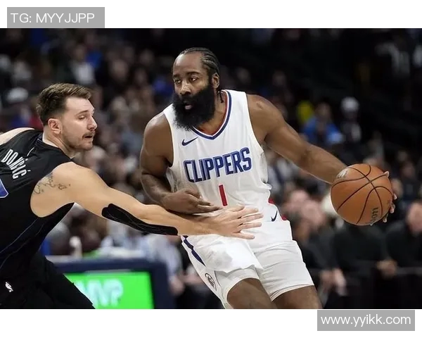 公牛队对决罗斯与哈登的精彩对抗赛回顾与分析 公牛队对决罗斯与哈登的精彩对抗赛回顾与分析